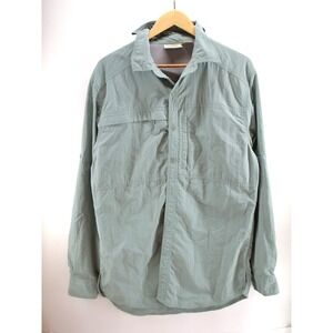 10000ft Above Sea Level Green button up Men Size Medium‎